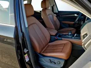 Audi Q5 Advanced 50 TFSI e quattro 299 CP thumbnail