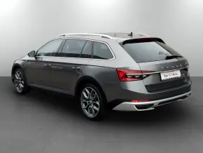 Škoda SUPERB COMBI SCOUT 2.0 TSI 4x4 DSG thumbnail