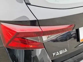 Škoda FABIA AMBITION 1.0 TSI thumbnail