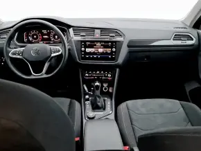 VW Noul Tiguan Elegance 2,0 TSI DSG 4Mot thumbnail