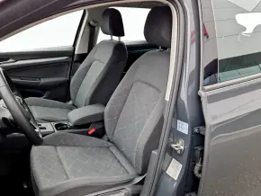 VW Golf Variant Life 2.0 TDI DSG thumbnail