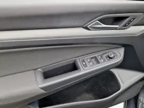 VW Golf Variant Life 2.0 TDI DSG thumbnail