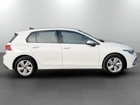 VW Golf Life 1.0 TSI thumbnail