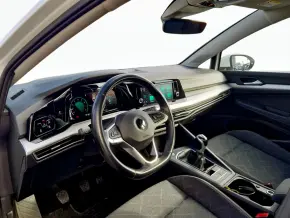 VW Golf Life 1.0 TSI thumbnail