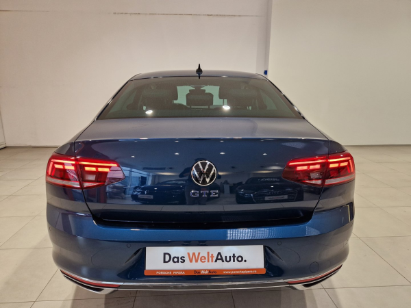 VW Noul Passat GTE 1.4 TSI 218 CP PHEV