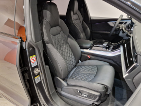 Audi Q8 PI 50 TDI quattro thumbnail