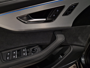 Audi Q8 PI 50 TDI quattro thumbnail
