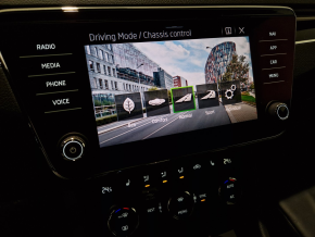 Škoda SUPERB COMBI L&K 2.0TDI DSG thumbnail