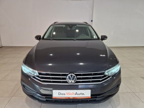 VW Noul Passat Var. Trendline 2.0 TDI DSG thumbnail