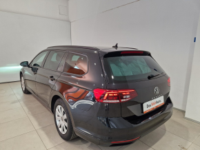 VW Noul Passat Var. Trendline 2.0 TDI DSG thumbnail