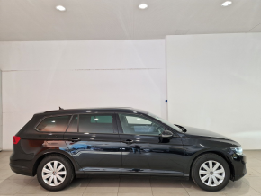 VW Noul Passat Var. Trendline 2.0 TDI DSG thumbnail