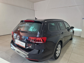 VW Noul Passat Var. Trendline 2.0 TDI DSG thumbnail