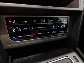 VW Noul Passat Var. Trendline 2.0 TDI DSG thumbnail