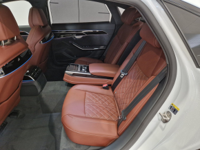 Audi A8L PI 50 TDI quattro thumbnail