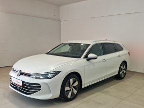 VW Noul Passat Var. Comf.1.5 TSI ACT DSG thumbnail