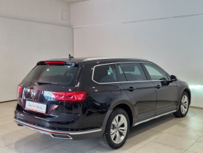 VW Noul Passat Alltrack 2.0 TDI DSG7 4Mot thumbnail