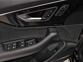 Audi Q7 PI S line 55 TFSI quattro thumbnail