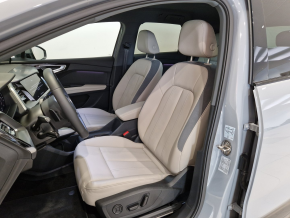 Audi Q4 45 e-tron quattro 210 kW / 286 CP thumbnail