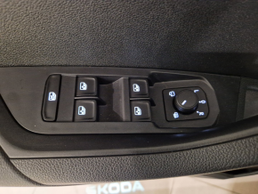Škoda Karoq Selection 2.0 TDI 4x4 DSG thumbnail