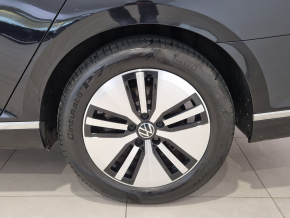 VW Noul Passat GTE - Plug In Hybrid 1.4TSI thumbnail