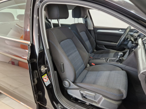 VW Noul Passat GTE - Plug In Hybrid 1.4TSI thumbnail