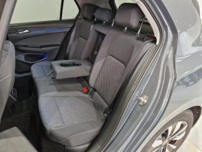 VW Golf Life TDI DSG thumbnail