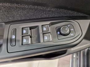 VW Golf Life TDI DSG thumbnail