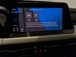 VW Golf Life TDI DSG thumbnail