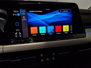 VW Golf Life TDI DSG thumbnail