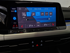 VW Golf Life TDI DSG thumbnail