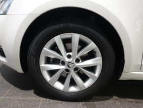 Škoda Octavia Ambition Small Fleet 1.0 TSI thumbnail