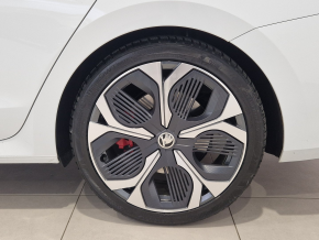 Škoda Octavia RS 2.0 TSI DSG thumbnail