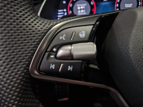 Škoda Octavia RS 2.0 TSI DSG thumbnail