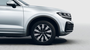 Noul Touareg Elegance V6 TDI thumbnail