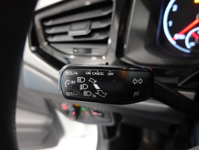 VW Polo Comfortline 1.0 TSI OPF 4 usi thumbnail