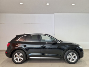 Audi Q5 Sport 2.0 TDI quattro thumbnail