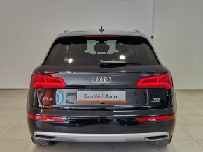 Audi Q5 Sport 2.0 TDI quattro thumbnail
