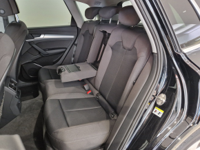 Audi Q5 Sport 2.0 TDI quattro thumbnail
