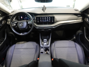 Škoda Octavia Ambition 2.0 TDI DSG thumbnail