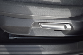 VW Noul Golf Life 1.5 eTSI ACT DSG mild hyb thumbnail