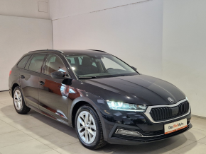 Škoda OCTAVIA COMBI STYLE 2.0 TDI thumbnail