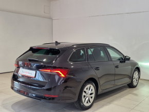 Škoda OCTAVIA COMBI STYLE 2.0 TDI thumbnail