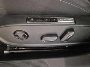 VW Golf Style eHybrid OPF thumbnail