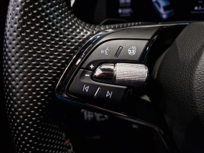Škoda OCTAVIA RS 2.0 TSI DSG thumbnail