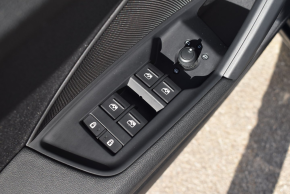 Audi A3 Limousine 30 TFSI advanced ext. thumbnail