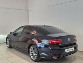 VW Passat Highline 2.0  biTDI 4Mot DSG TD thumbnail