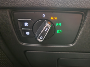 VW Passat Highline 2.0  biTDI 4Mot DSG TD thumbnail