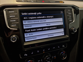 VW Passat Highline 2.0  biTDI 4Mot DSG TD thumbnail