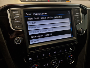 VW Passat Highline 2.0  biTDI 4Mot DSG TD thumbnail