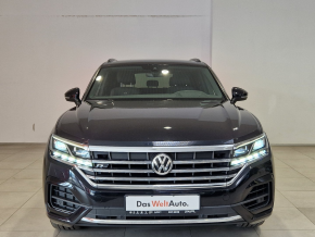 VW Touareg TDI 4MOTION thumbnail